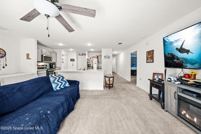 354 Carvalho Street SE, Palm Bay, FL 32909