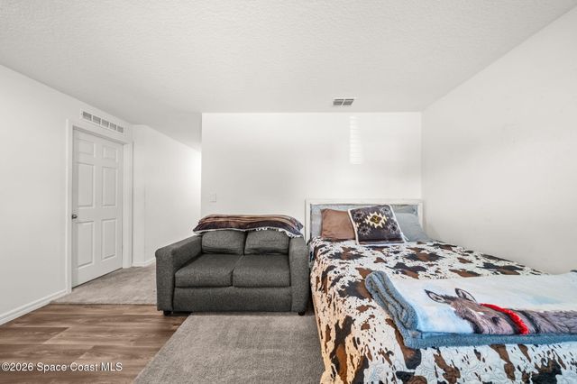 354 Carvalho Street SE, Palm Bay, FL 32909