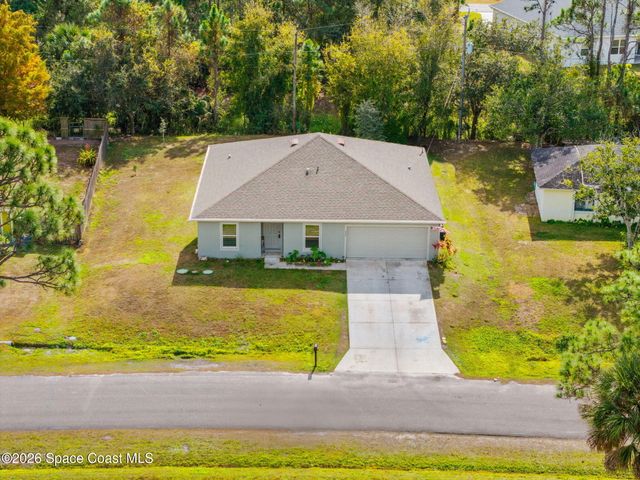 354 Carvalho Street SE, Palm Bay, FL 32909