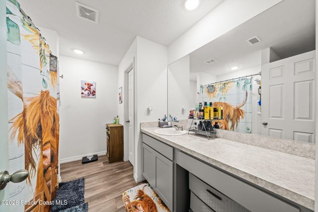 354 Carvalho Street SE, Palm Bay, FL 32909