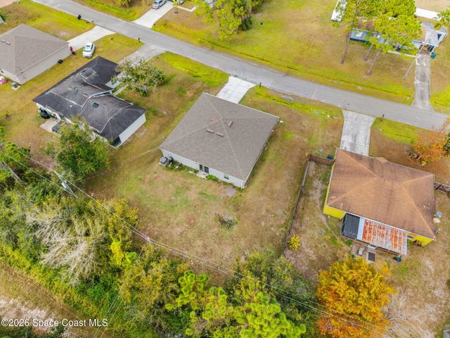 354 Carvalho Street SE, Palm Bay, FL 32909