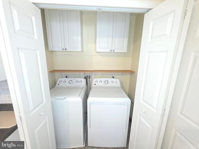 107 LIBERTY DR, Bensalem, PA 19020