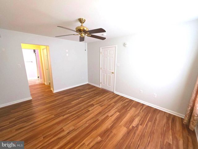 107 LIBERTY DR, Bensalem, PA 19020