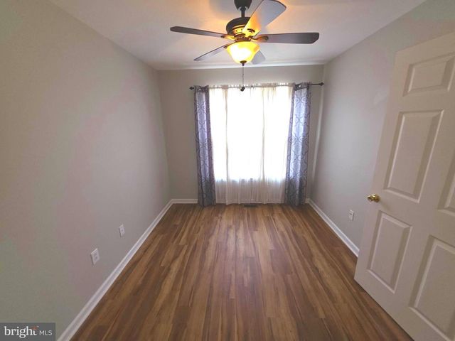 107 LIBERTY DR, Bensalem, PA 19020