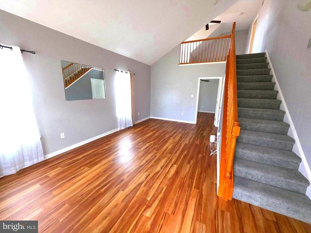 107 LIBERTY DR, Bensalem, PA 19020