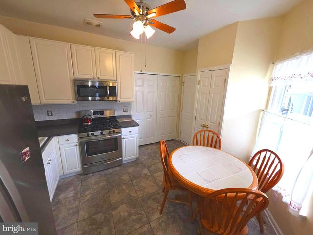 107 LIBERTY DR, Bensalem, PA 19020