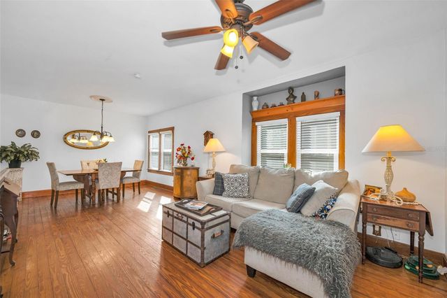 5936 CENTRAL AVENUE, New Port Richey, FL 34652