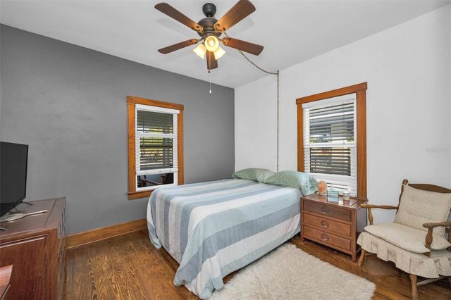 5936 CENTRAL AVENUE, New Port Richey, FL 34652