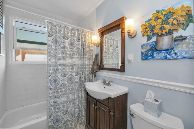 5936 CENTRAL AVENUE, New Port Richey, FL 34652