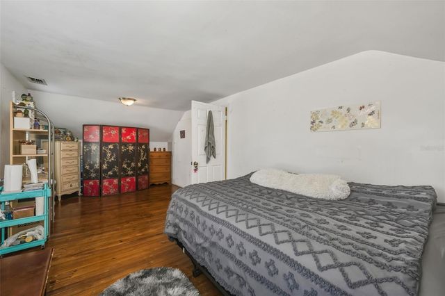 5936 CENTRAL AVENUE, New Port Richey, FL 34652