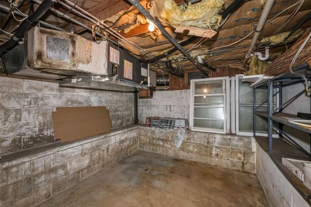 5936 CENTRAL AVENUE, New Port Richey, FL 34652