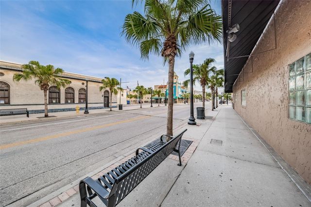 5936 CENTRAL AVENUE, New Port Richey, FL 34652