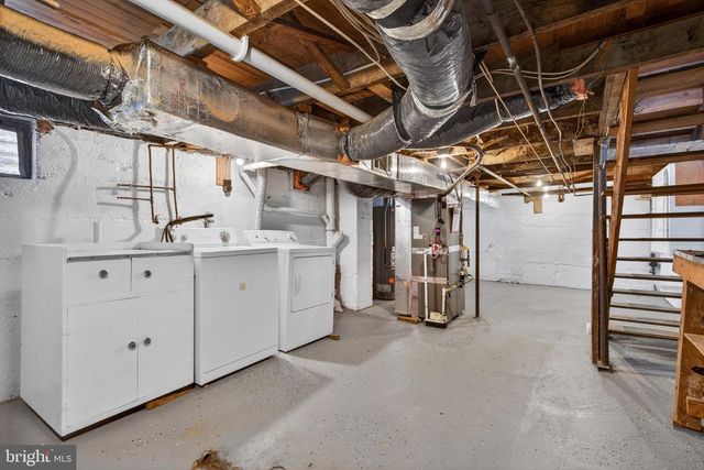 1741 ORANGE ST, York, PA 17404