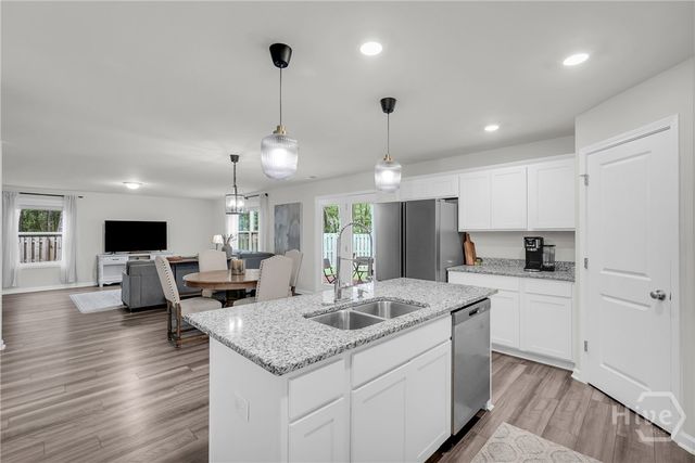 5 Honeysuckle Court, Guyton, GA 31312