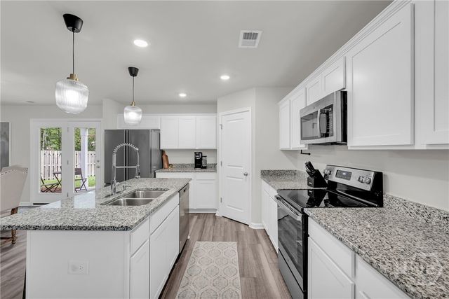 5 Honeysuckle Court, Guyton, GA 31312