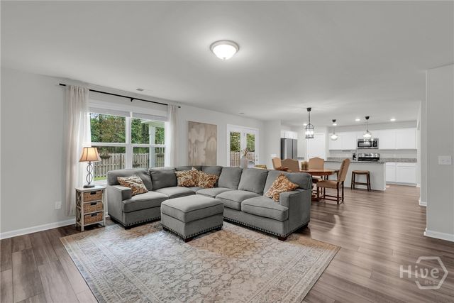 5 Honeysuckle Court, Guyton, GA 31312