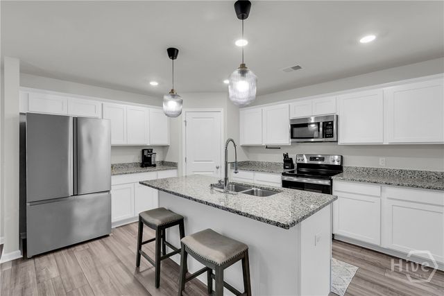 5 Honeysuckle Court, Guyton, GA 31312