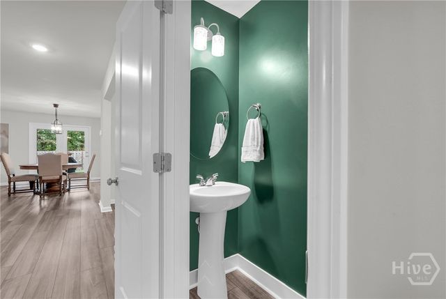 5 Honeysuckle Court, Guyton, GA 31312