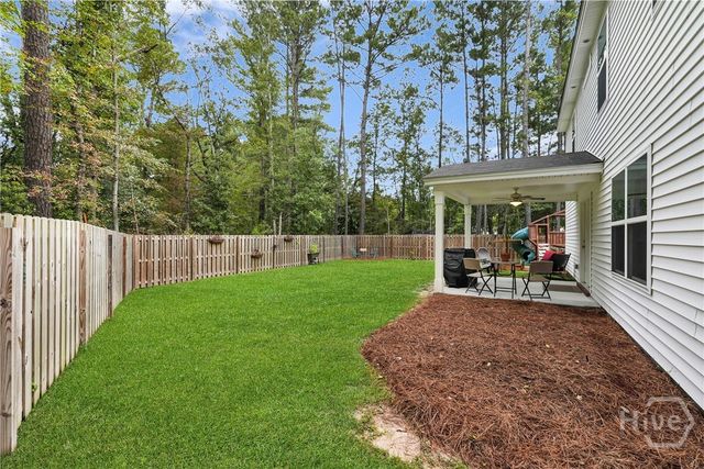 5 Honeysuckle Court, Guyton, GA 31312