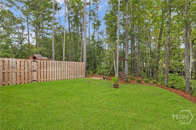 5 Honeysuckle Court, Guyton, GA 31312