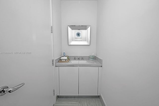 16901 Collins Ave 602, Sunny Isles Beach, FL 33160