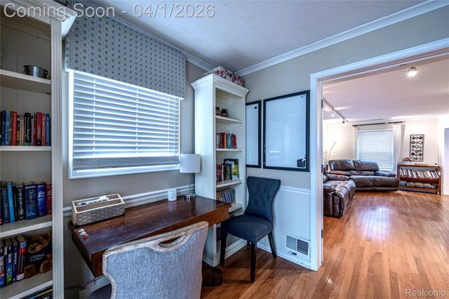 1700 Linwood Avenue, Royal Oak, MI 48067