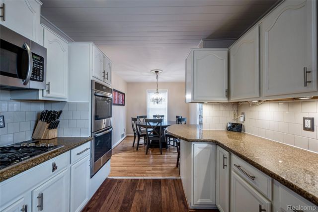 1700 Linwood Avenue, Royal Oak, MI 48067