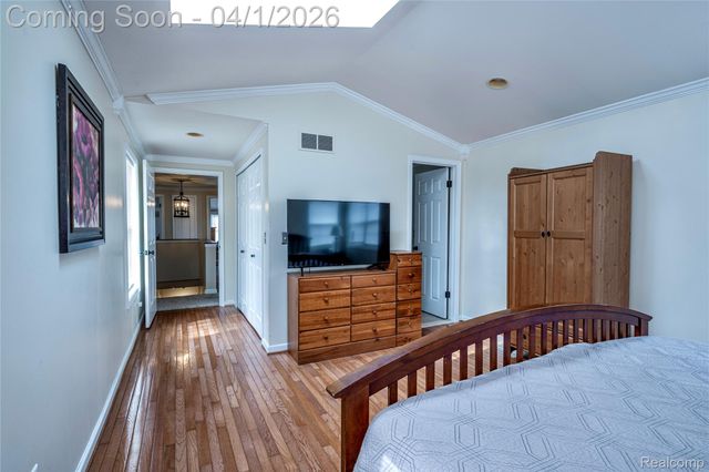 1700 Linwood Avenue, Royal Oak, MI 48067