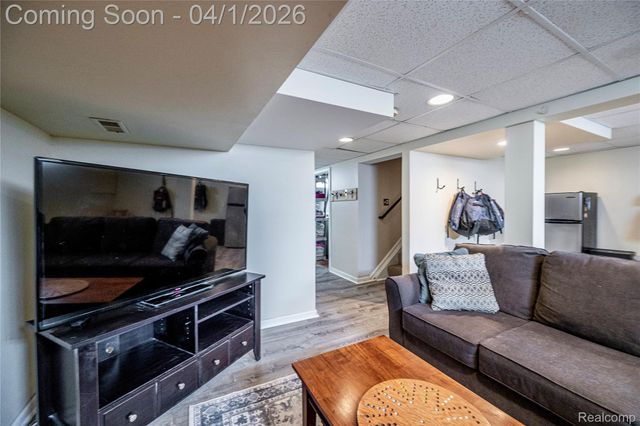 1700 Linwood Avenue, Royal Oak, MI 48067