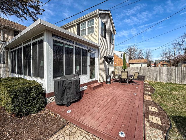 1700 Linwood Avenue, Royal Oak, MI 48067