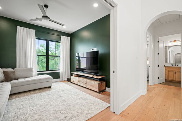 10957 PECAN RNCH, Boerne, TX 78006