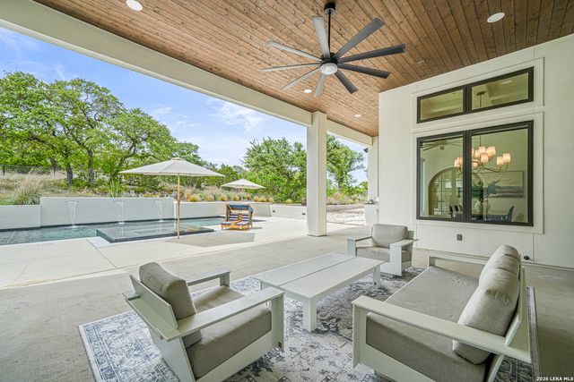 10957 PECAN RNCH, Boerne, TX 78006