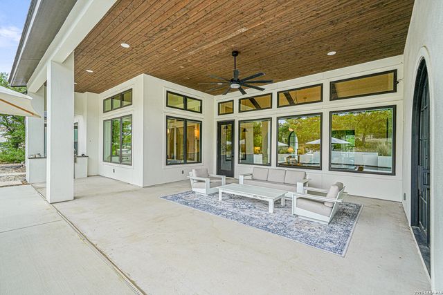 10957 PECAN RNCH, Boerne, TX 78006