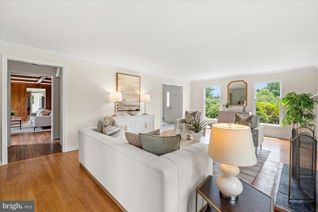 13200 LANTERN HOLLOW DR, Gaithersburg, MD 20878