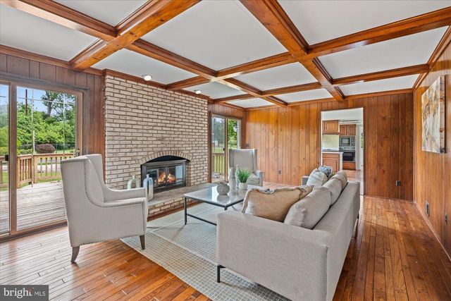 13200 LANTERN HOLLOW DR, Gaithersburg, MD 20878