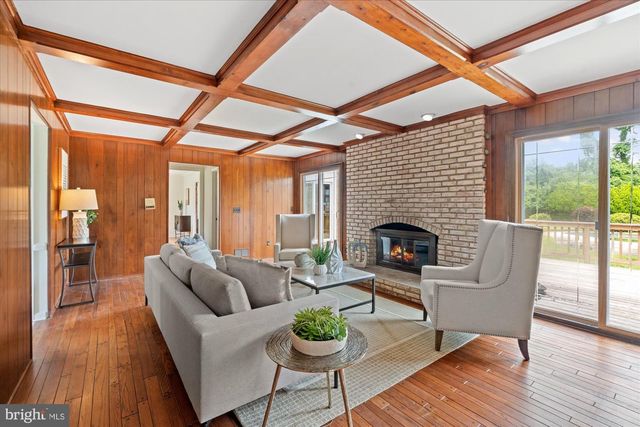 13200 LANTERN HOLLOW DR, Gaithersburg, MD 20878