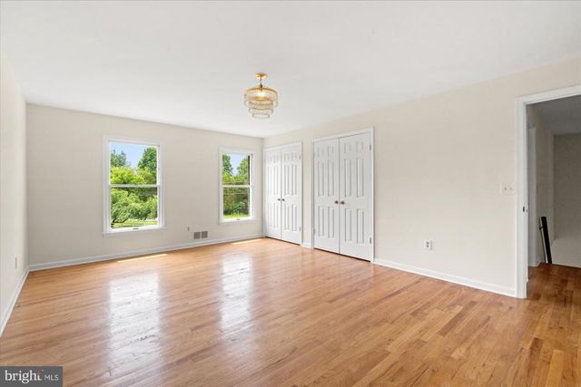 13200 LANTERN HOLLOW DR, Gaithersburg, MD 20878