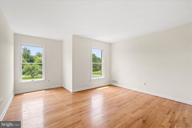13200 LANTERN HOLLOW DR, Gaithersburg, MD 20878