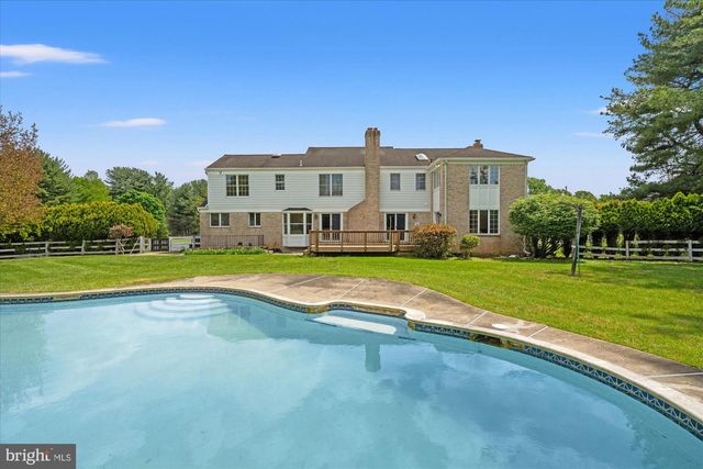 13200 LANTERN HOLLOW DR, Gaithersburg, MD 20878