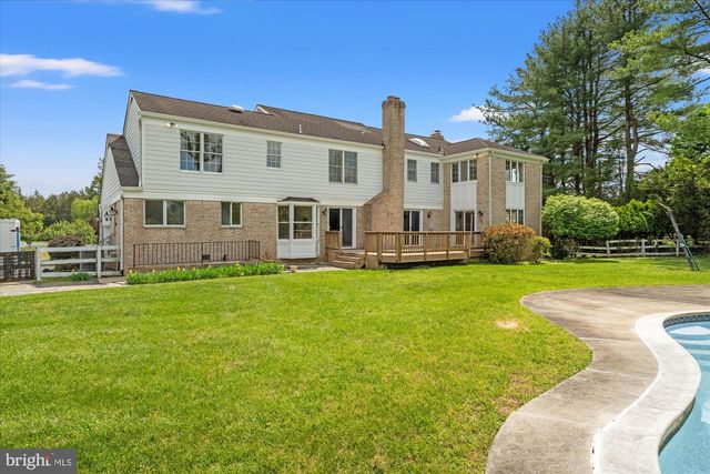 13200 LANTERN HOLLOW DR, Gaithersburg, MD 20878