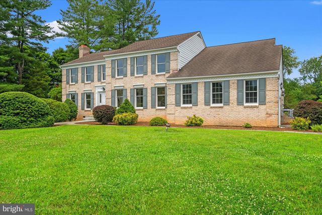 13200 LANTERN HOLLOW DR, Gaithersburg, MD 20878