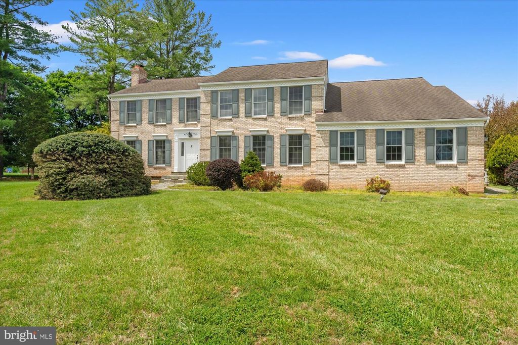 13200 LANTERN HOLLOW DR, Gaithersburg, MD 20878