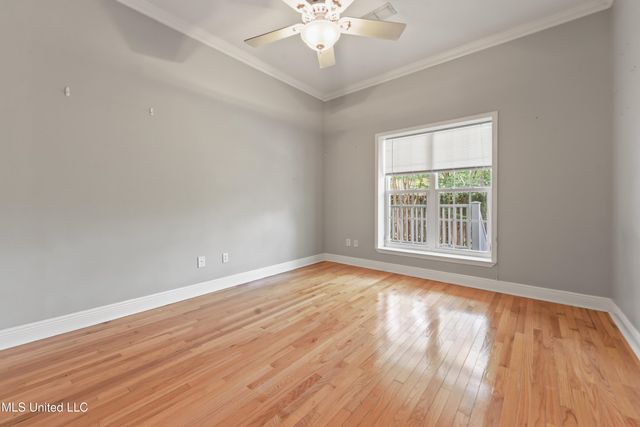 1006 Beach Boulevard, Biloxi, MS 39530