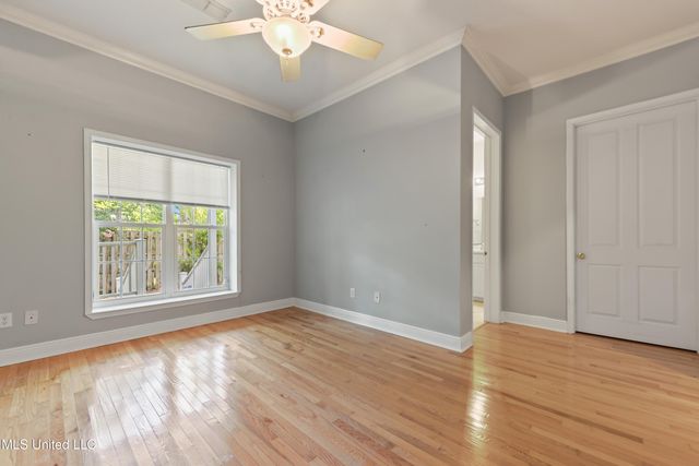 1006 Beach Boulevard, Biloxi, MS 39530