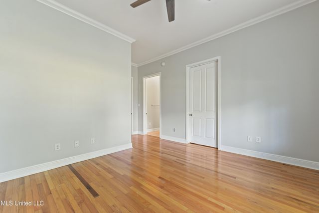 1006 Beach Boulevard, Biloxi, MS 39530