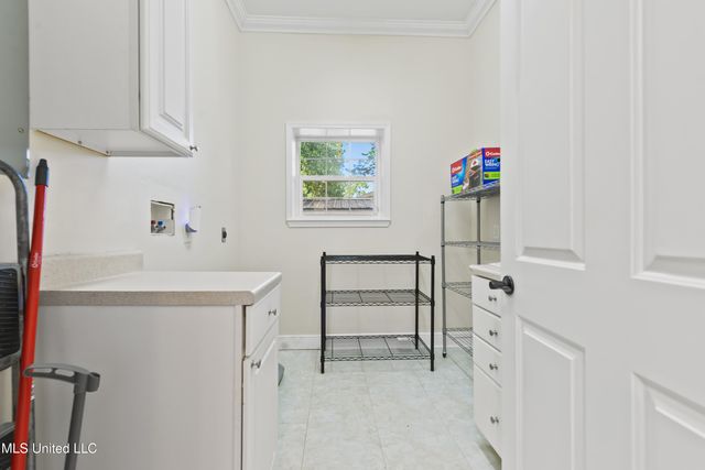 1006 Beach Boulevard, Biloxi, MS 39530