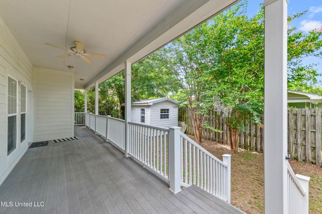 1006 Beach Boulevard, Biloxi, MS 39530