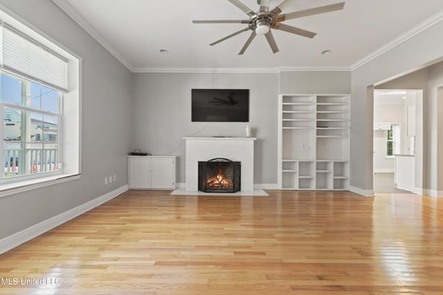 1006 Beach Boulevard, Biloxi, MS 39530