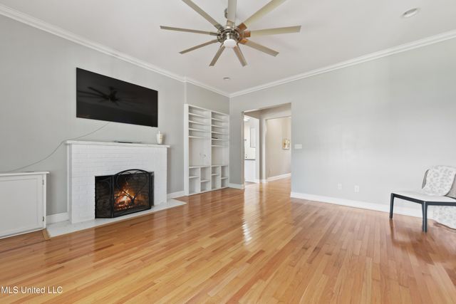 1006 Beach Boulevard, Biloxi, MS 39530