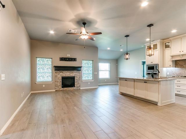 2600 Stanley Station Street, Yukon, OK 73099